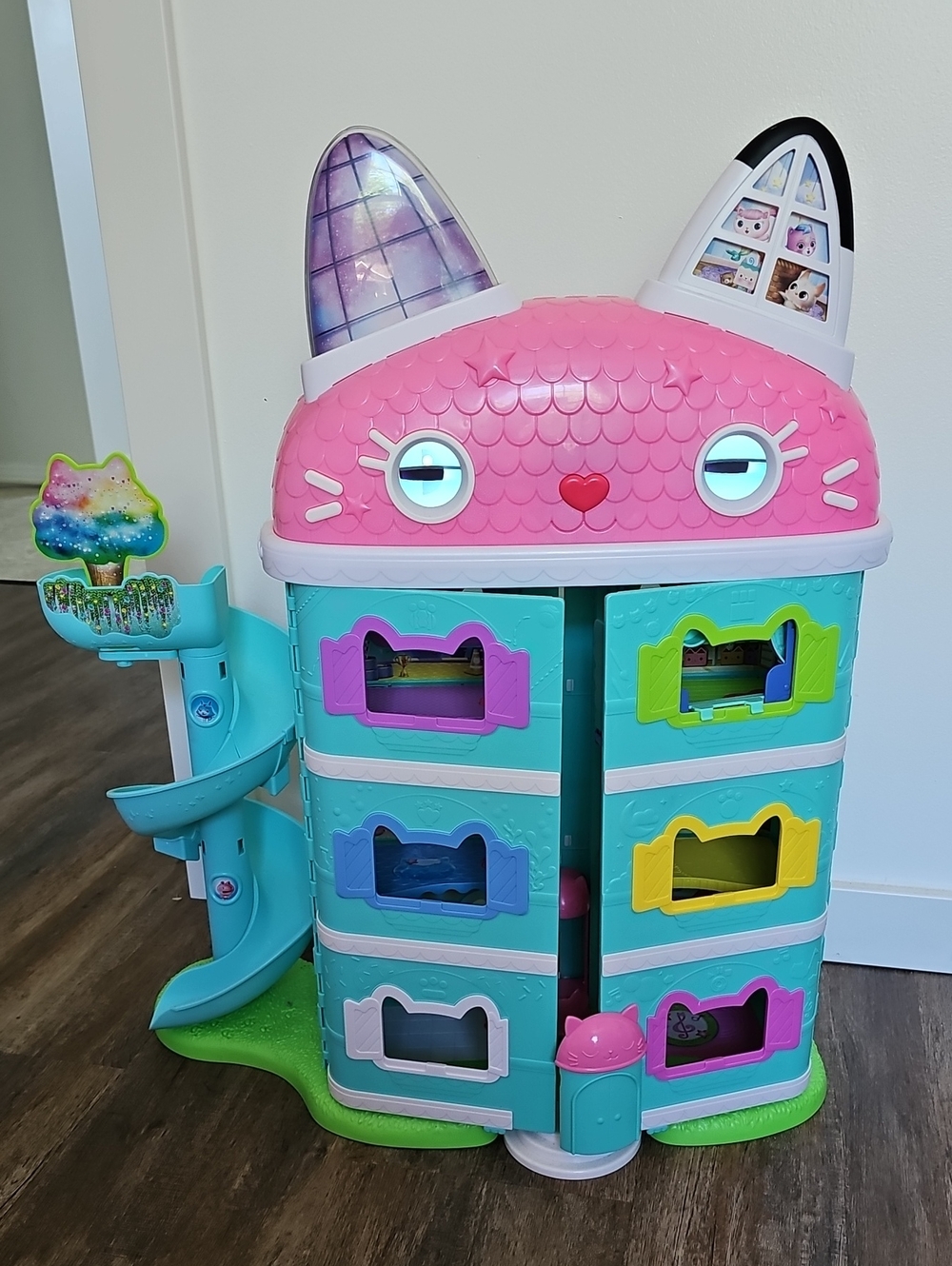 Gabby's Dollhouse: The Movie, Meow-mazing Dollhouse with Sound FX, With 7 Rooms!
